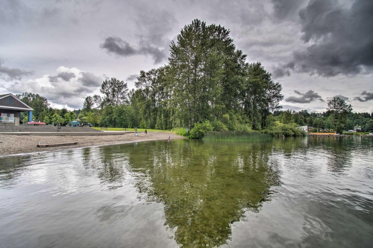 Charming Updated Retreat Walk To Lake Stevens! Extérieur photo